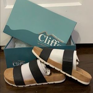 CLIFFS Women’s Tahlie Slide Sandal